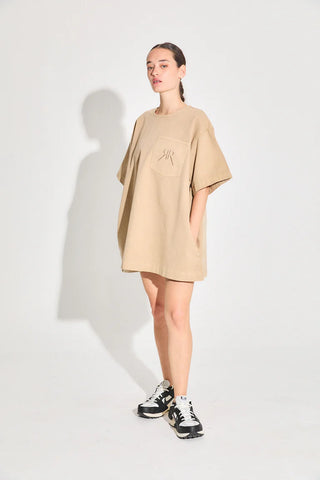 [PRE-ORDER] VESTIDO CÓSMICO - CAMEL