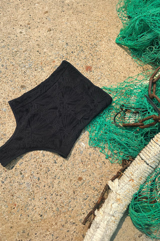 ENTERO LOLA BARBADOS BLACK