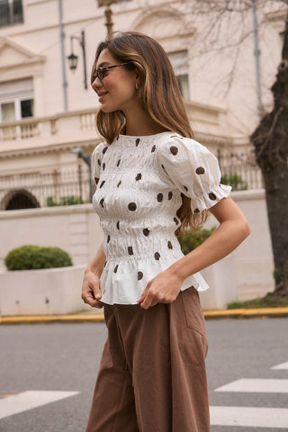 Remera BRISA Crudo/Chocolate